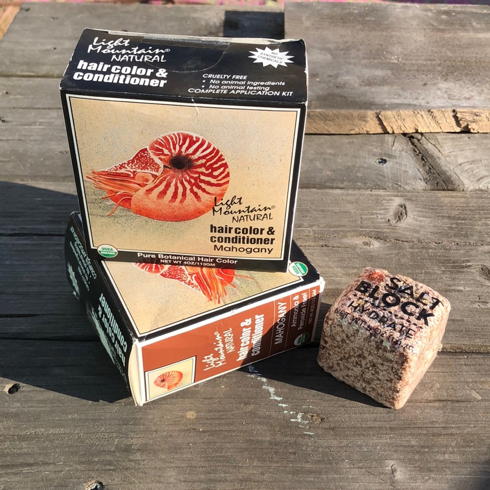 Henna hair color and conditioner duo and bath bomb